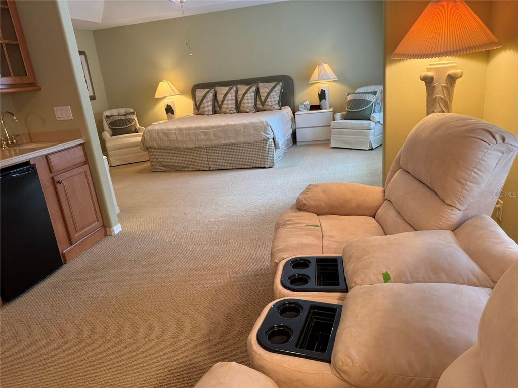 Image 46 of property listing at 10484 WISCANE AVENUE, Orlando, FL 32836