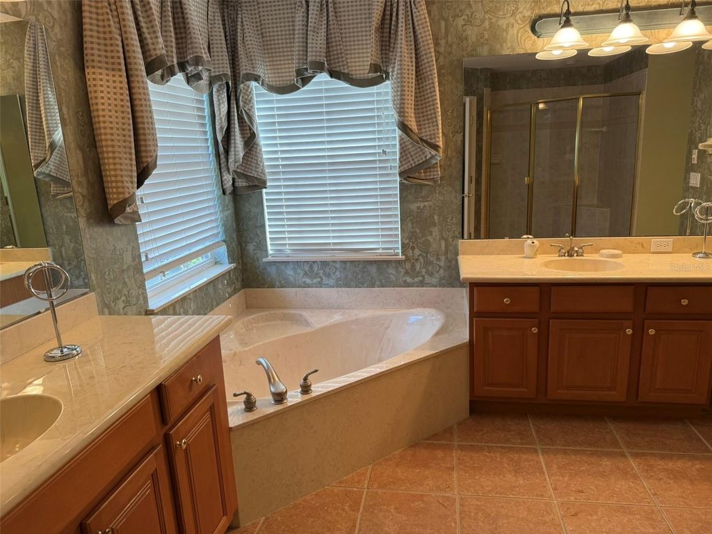 Image 54 of property listing at 10484 WISCANE AVENUE, Orlando, FL 32836