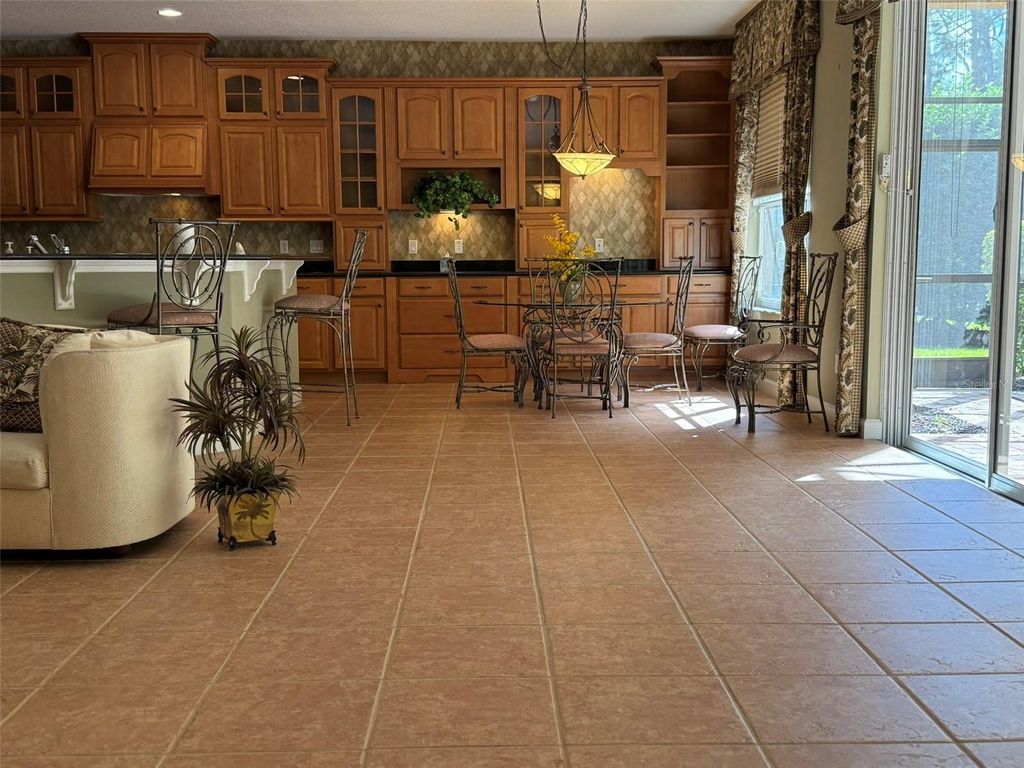 Image 9 of property listing at 10484 WISCANE AVENUE, Orlando, FL 32836