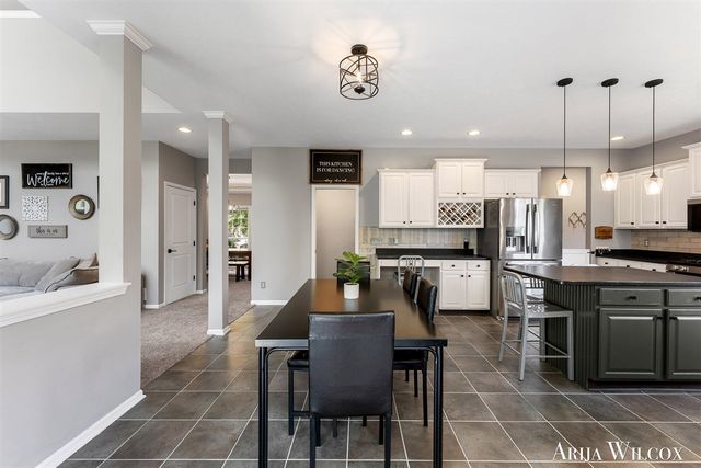 974 Dogwood Meadows Drive, Ada, MI 49301