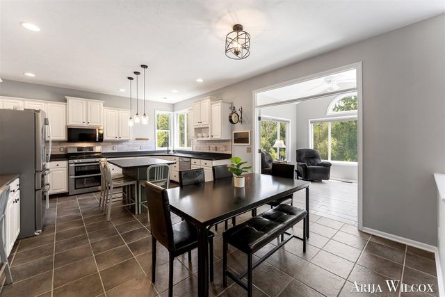 974 Dogwood Meadows Drive, Ada, MI 49301