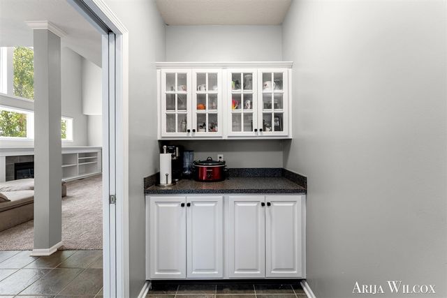 974 Dogwood Meadows Drive, Ada, MI 49301