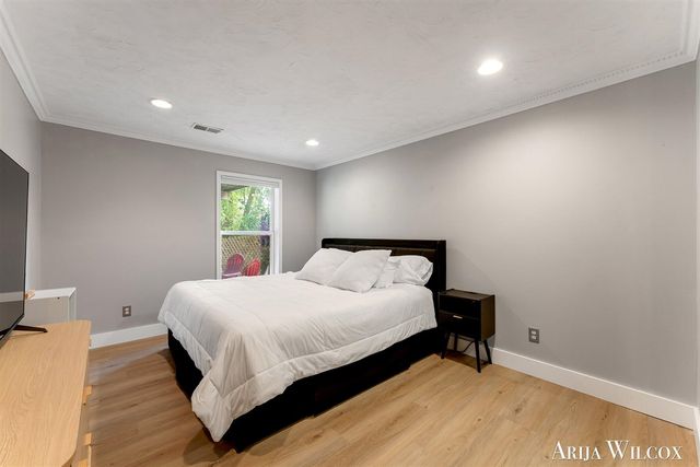 974 Dogwood Meadows Drive, Ada, MI 49301