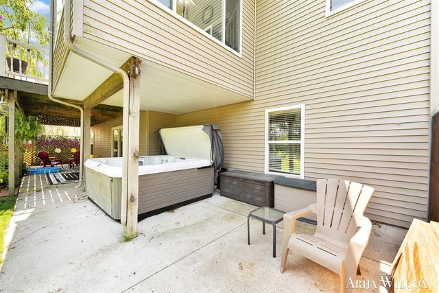 974 Dogwood Meadows Drive, Ada, MI 49301