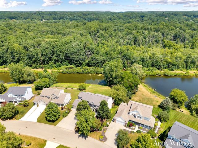 974 Dogwood Meadows Drive, Ada, MI 49301