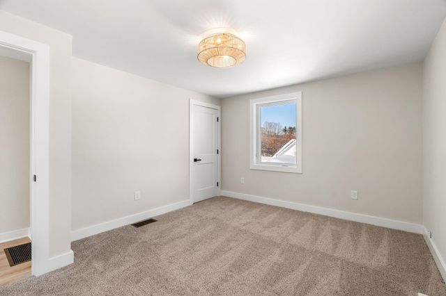 40 Hillside Avenue, Derry, NH 03038