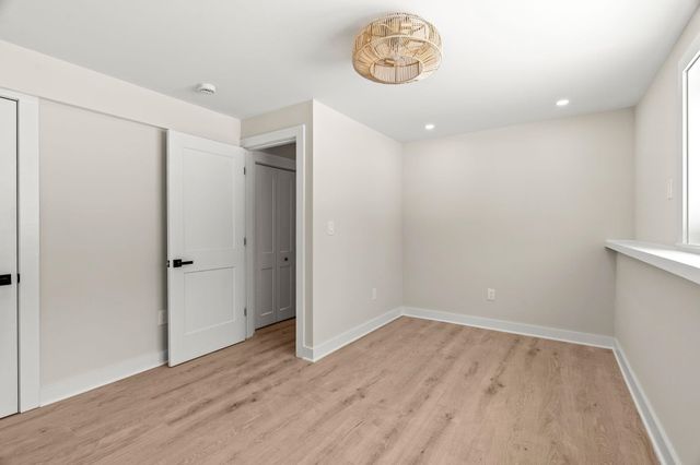 40 Hillside Avenue, Derry, NH 03038