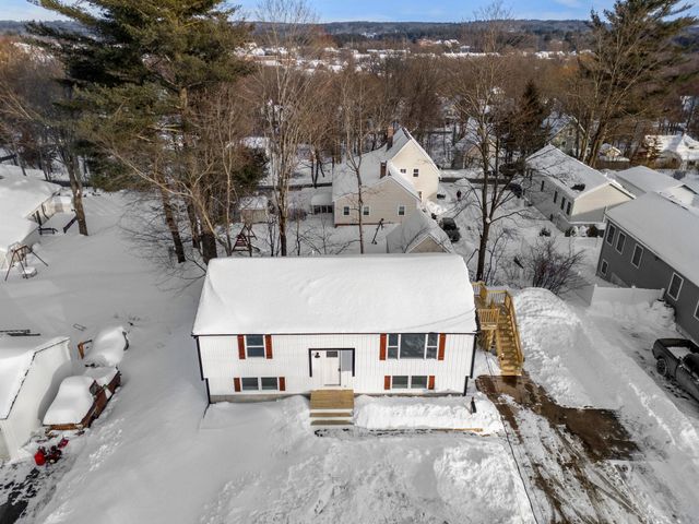 40 Hillside Avenue, Derry, NH 03038