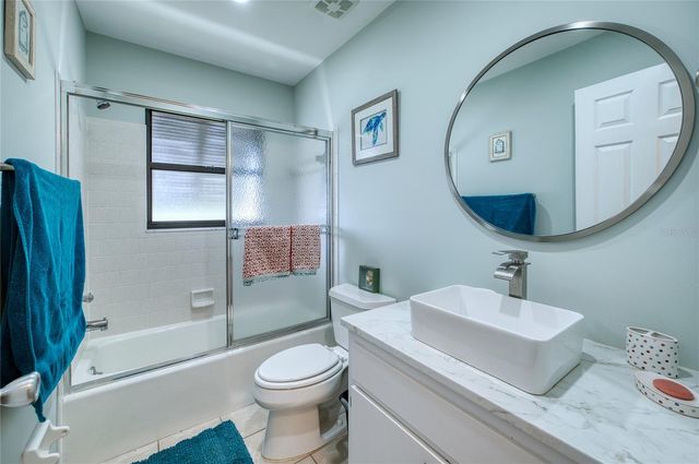 76 SANDSTONE CIRCLE, Venice, FL 34293