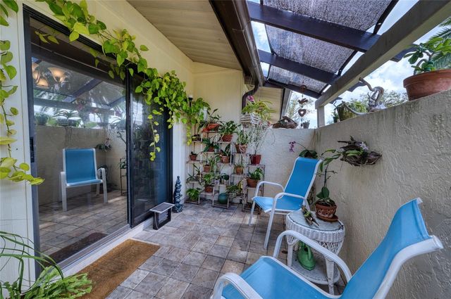 76 SANDSTONE CIRCLE, Venice, FL 34293