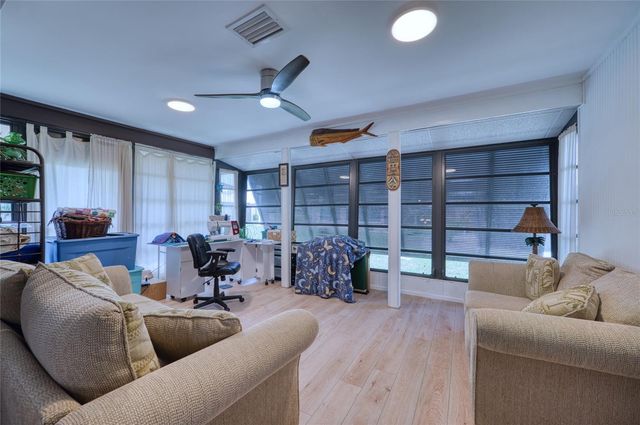 76 SANDSTONE CIRCLE, Venice, FL 34293