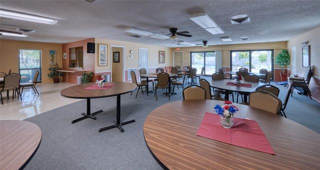 76 SANDSTONE CIRCLE, Venice, FL 34293