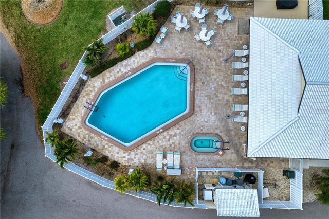 76 SANDSTONE CIRCLE, Venice, FL 34293