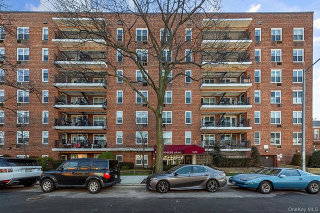 60th Street 34th Avenue 6D, Woodside, NY 11377