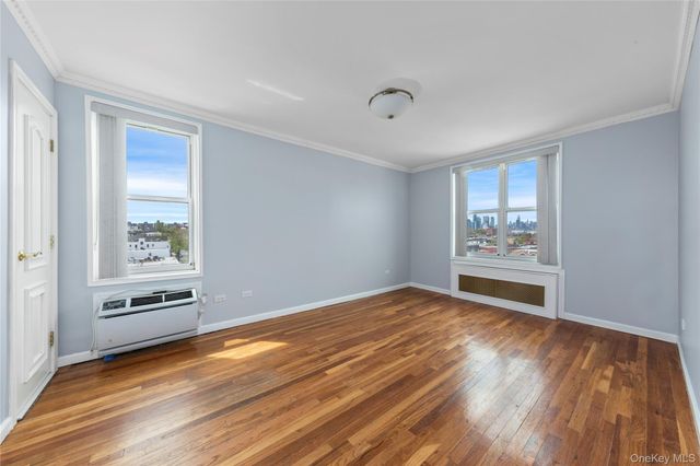 60th Street 34th Avenue 6D, Woodside, NY 11377