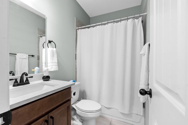 470 CAMBRIDGE CV, Oakland, TN 38060