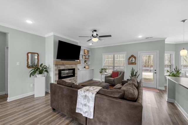 470 CAMBRIDGE CV, Oakland, TN 38060