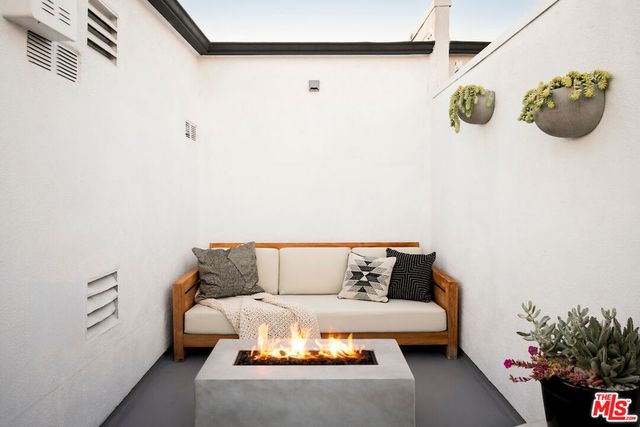 1128 15th Street 3, Santa Monica, CA 90403