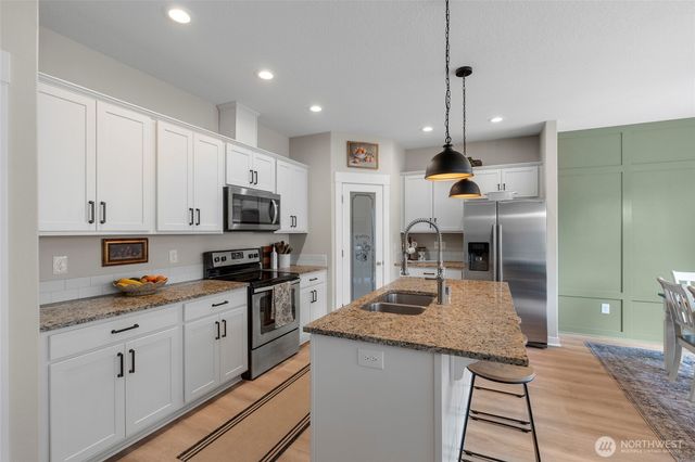2301 Rosewood Lane, Centralia, WA 98531