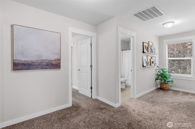 2301 Rosewood Lane, Centralia, WA 98531