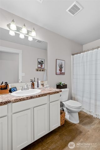 2301 Rosewood Lane, Centralia, WA 98531