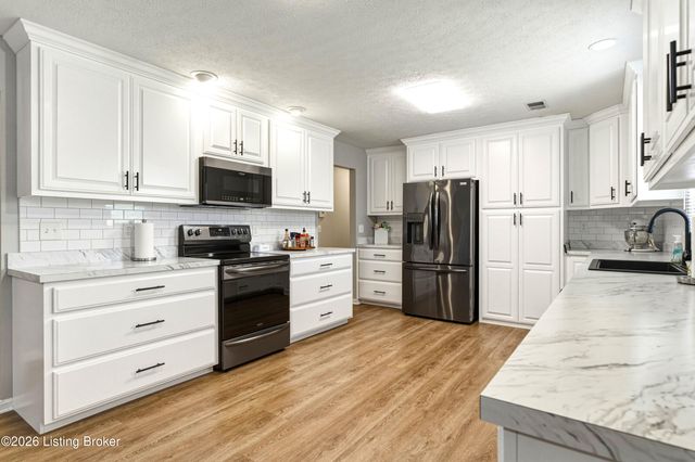 4980 New Hope Rd, New Haven, KY 40051