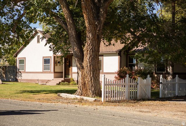 760 W 2000 N, Vernal, UT 84078