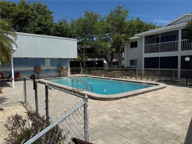 5031 SW 16th PL 101, Cape Coral, FL 33914