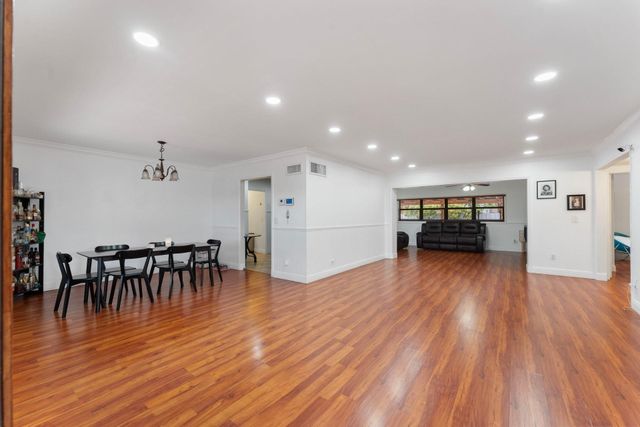 795 NE 165th Street, Miami, FL 33162