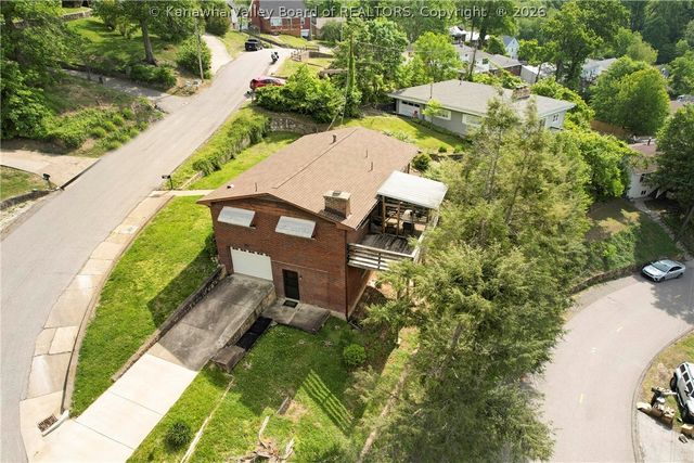 900 Scenic Drive, Charleston, WV 25311