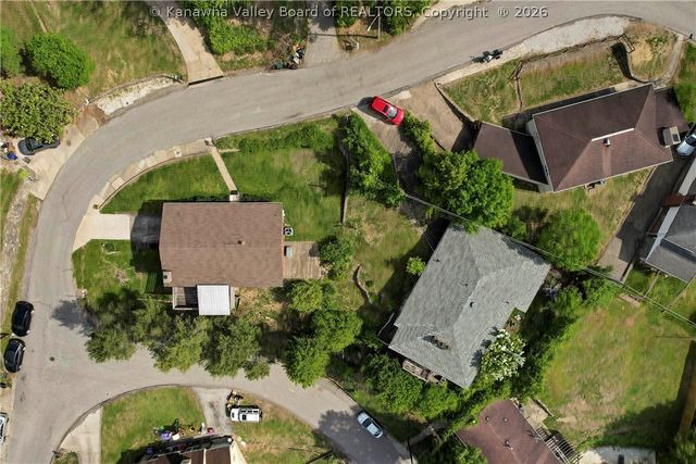 900 Scenic Drive, Charleston, WV 25311