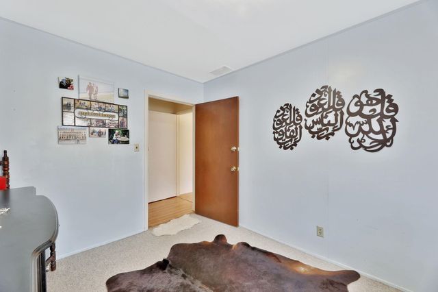 838 S Edgemoor St, Wichita, KS 67218