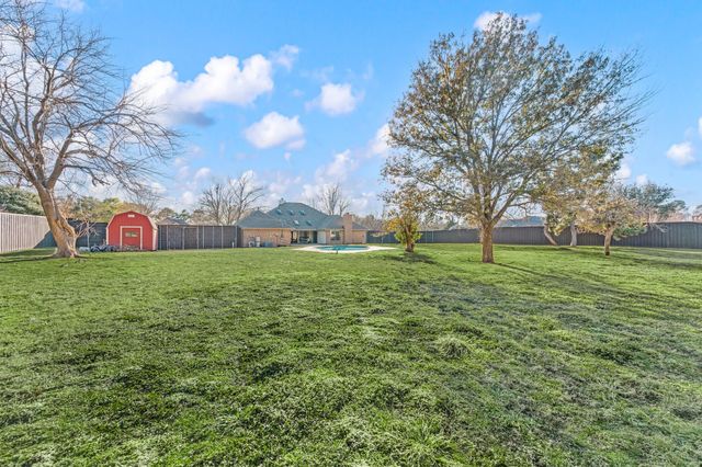 1000 Raven Bend Court, Southlake, TX 76092