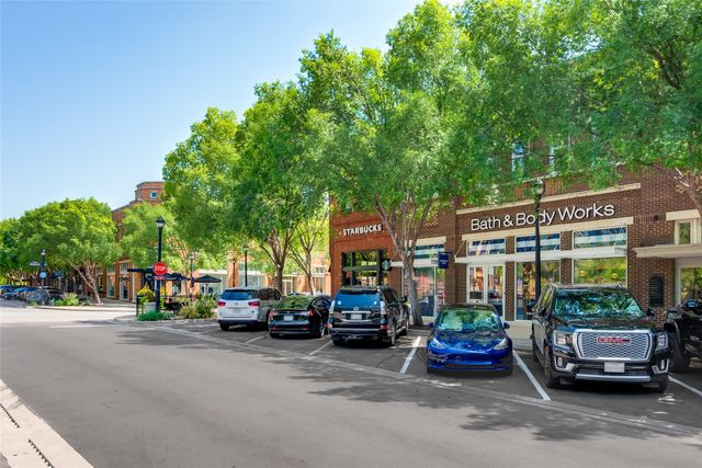 1000 Raven Bend Court, Southlake, TX 76092