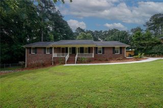 2202 Springdale Drive, Snellville, GA 30078