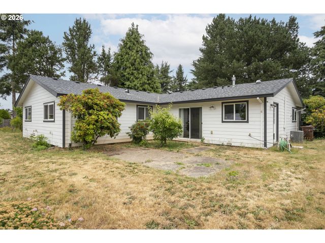 11720 PARTLOW Rd, Oregon City, OR 97045