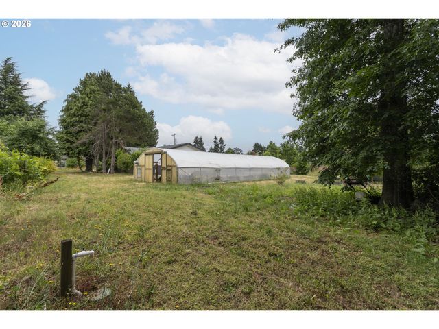 11720 PARTLOW Rd, Oregon City, OR 97045