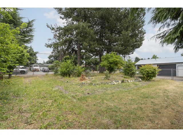 11720 PARTLOW Rd, Oregon City, OR 97045