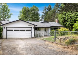 11720 PARTLOW Rd, Oregon City, OR 97045