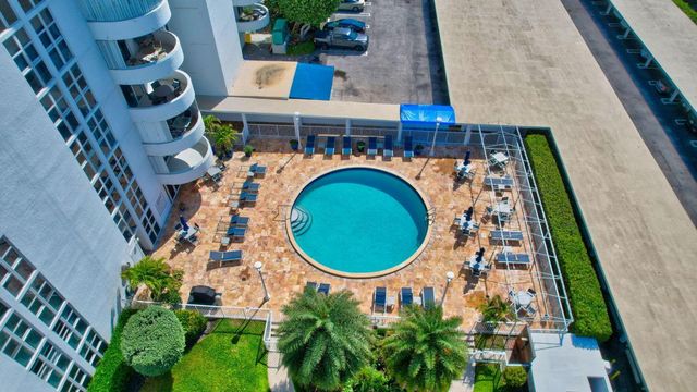 2200 S Ocean Boulevard 405, Delray Beach, FL 33483