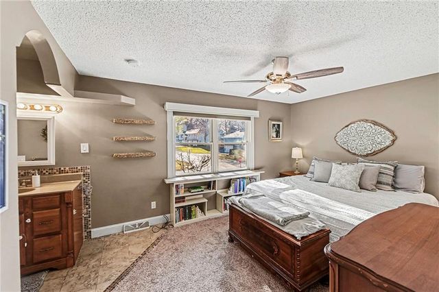 500 Wells Road, Platte City, MO 64079