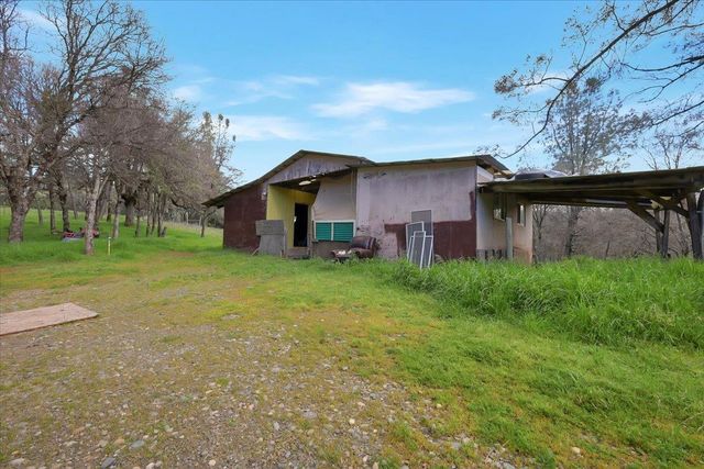 10447 Texas Hill Rd, Dobbins, CA 95935