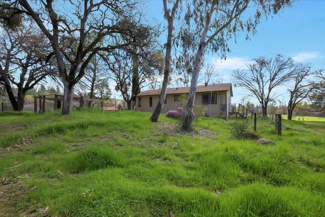 10447 Texas Hill Rd, Dobbins, CA 95935