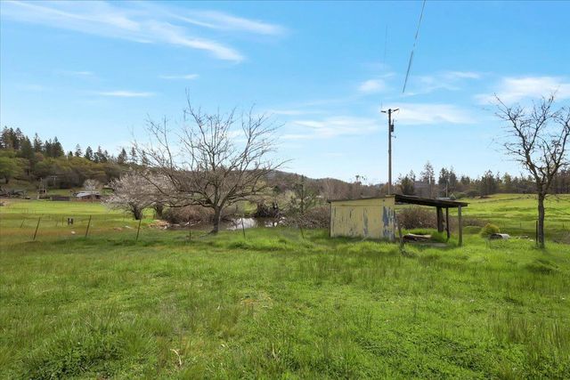 10447 Texas Hill Rd, Dobbins, CA 95935