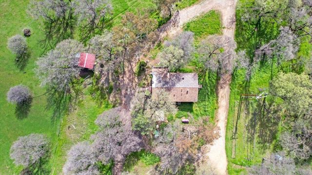 10447 Texas Hill Rd, Dobbins, CA 95935