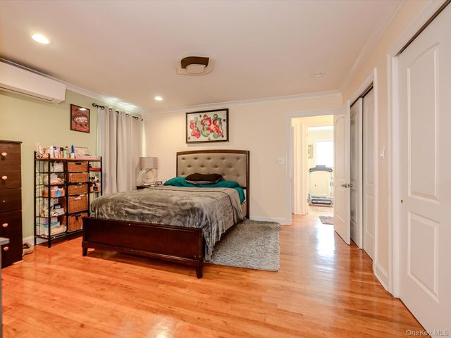 2182 Baylis Avenue, Elmont, NY 11003