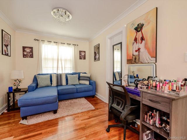 2182 Baylis Avenue, Elmont, NY 11003