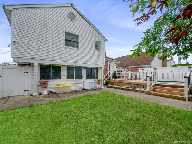 2182 Baylis Avenue, Elmont, NY 11003