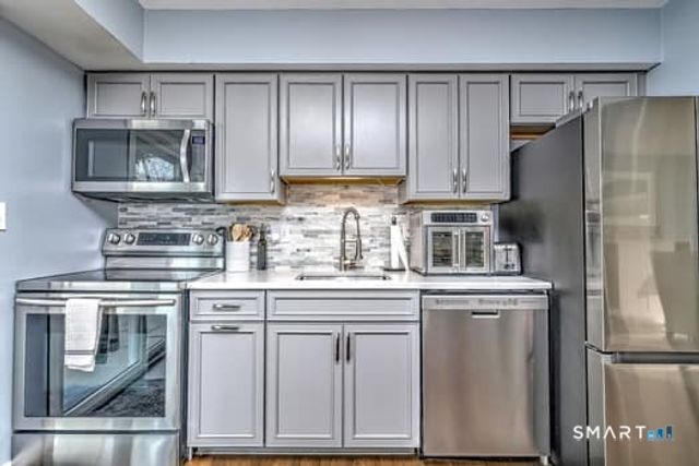 71 Dalton Road, Milford, CT 06460