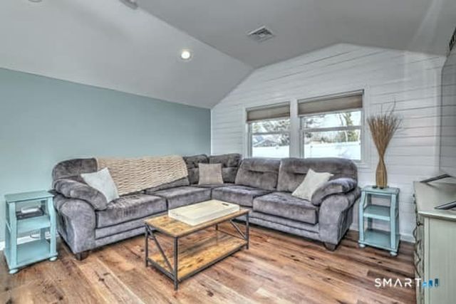 71 Dalton Road, Milford, CT 06460